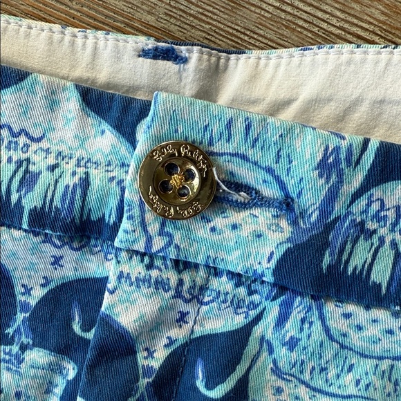 Lilly Pulitzer Jayne Stretch Short 7” Inseam Blue Elephant Print Shorts 12 - Picture 3 of 7